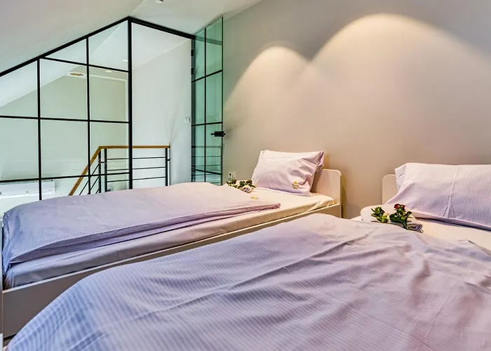 Royal Prestige Collection Z Prywatnym Jacuzzi - Stone Hill Z Basenem I Saunami Apartament *