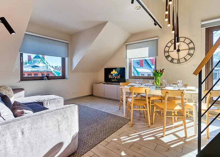 Royal Prestige Collection Z Prywatnym Jacuzzi - Stone Hill Z Basenem I Saunami Apartament