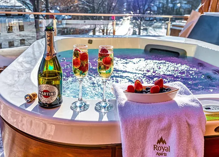 Royal Prestige Collection Z Prywatnym Jacuzzi - Stone Hill Z Basenem I Saunami Apartament *