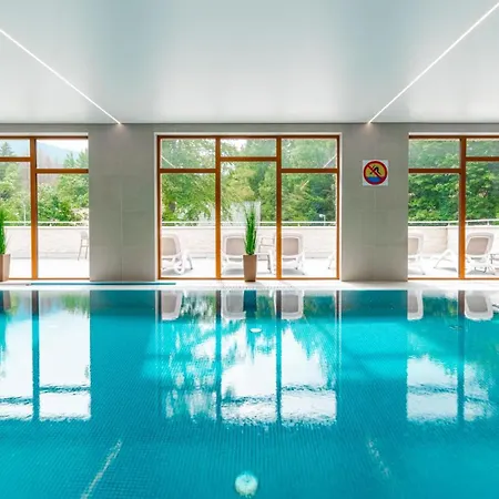 Apartmán Royal Prestige Collection Z Prywatnym Jacuzzi - Stone Hill Z Basenem I Saunami